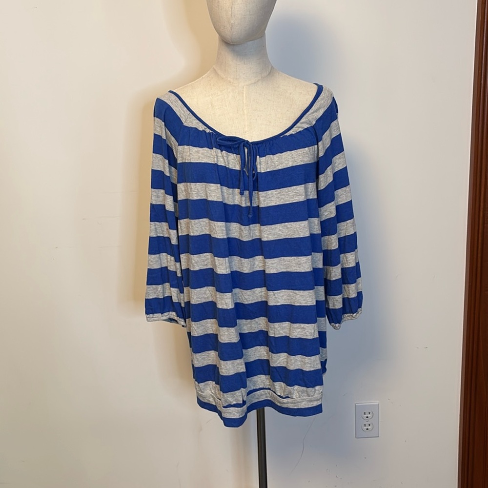 Lane Bryant, fun and flirty cotton modal blue and grey top size 18/20